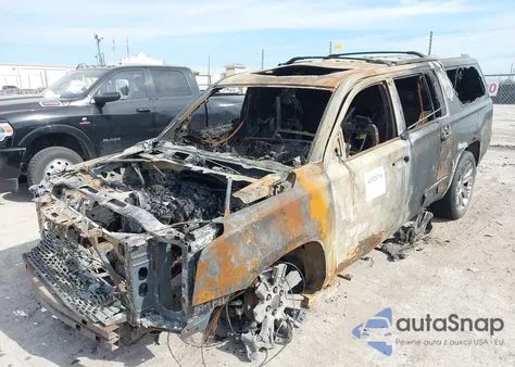 2015 GMC Yukon Xl 1500 Denali z USA, uszkodzony, nr VIN 1GKS2JKJ6FR182648